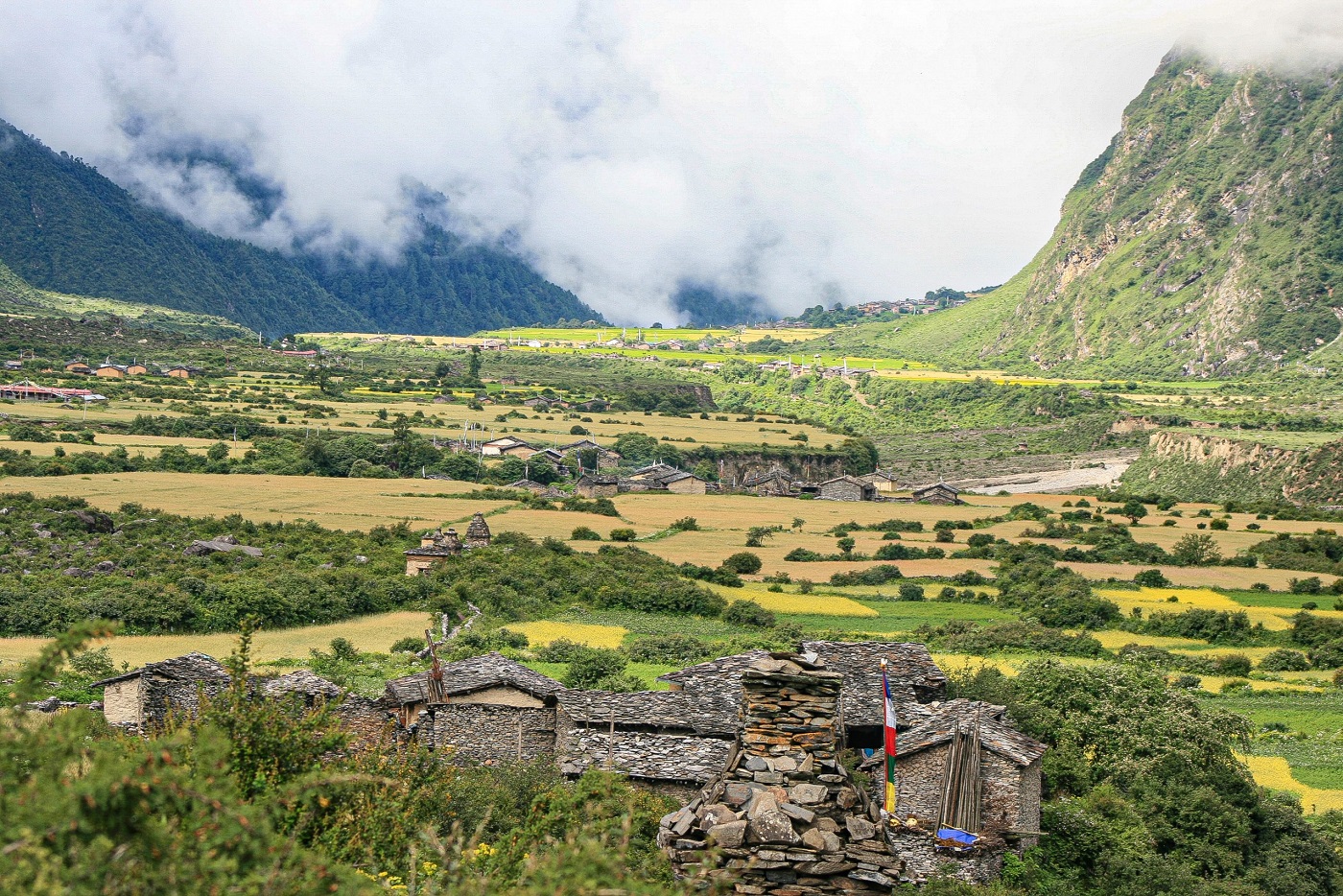 Manaslu Tsum Valley Trek